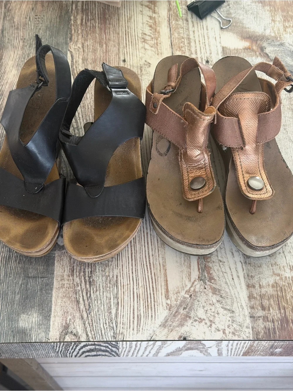 Woman’s Casual Leather Sandals in Black and Brown